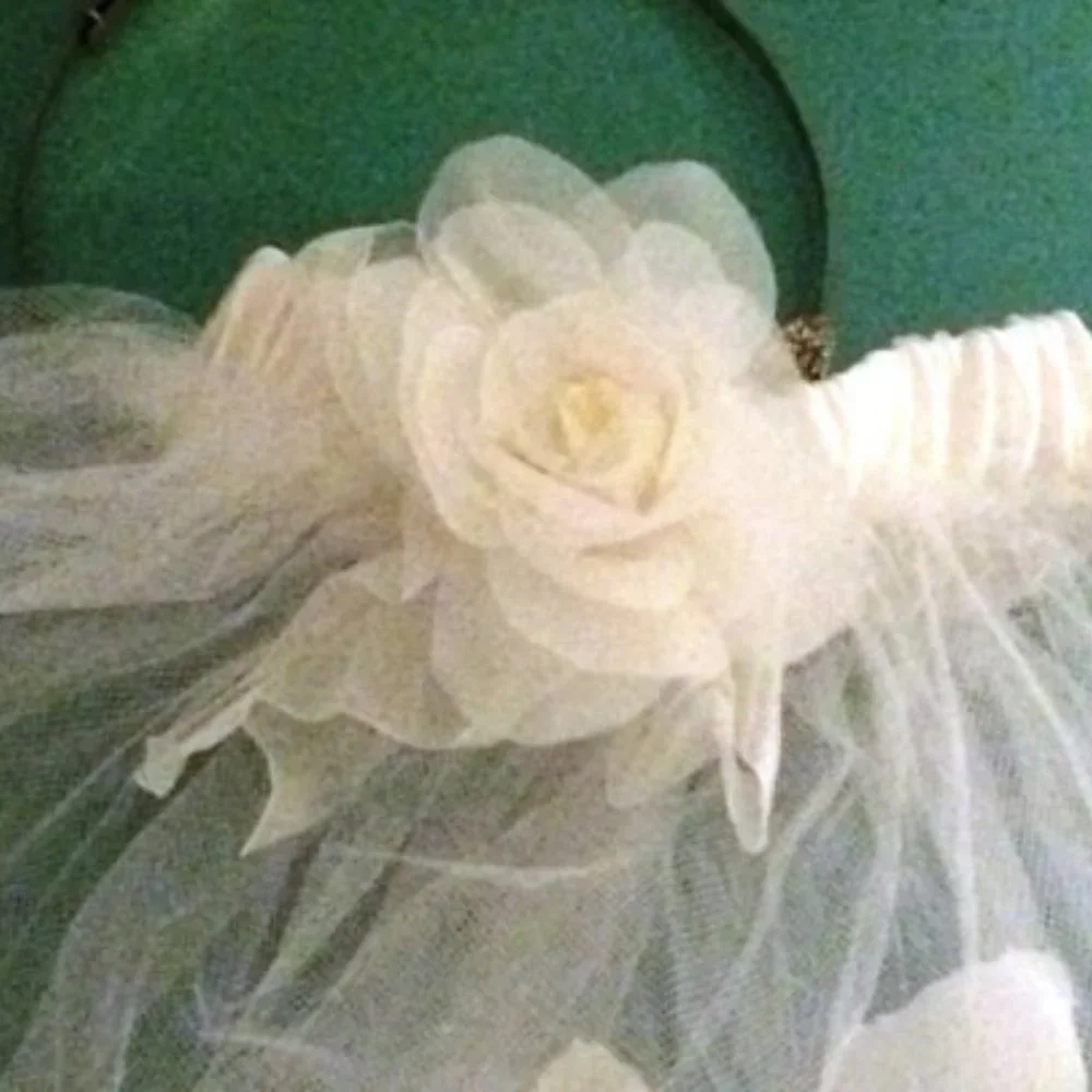 NEW IN‎ PACKAGE * White Ballet Tutu with Rose Petals in Skirt and Rose on Waist